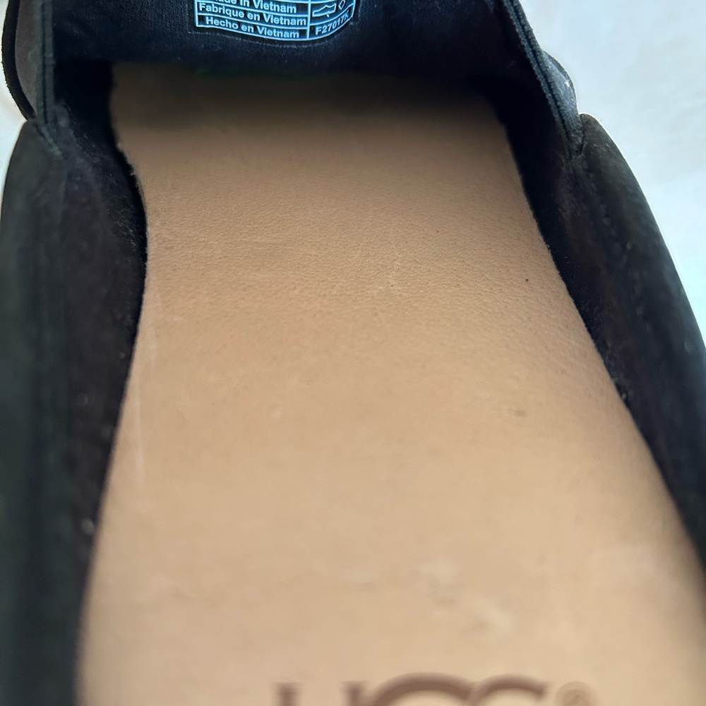 Ugg Slides Size 7 New With Out Tags - image 4